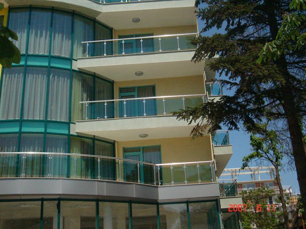 סאני ביץ' Hotel Harmony מראה חיצוני תמונה